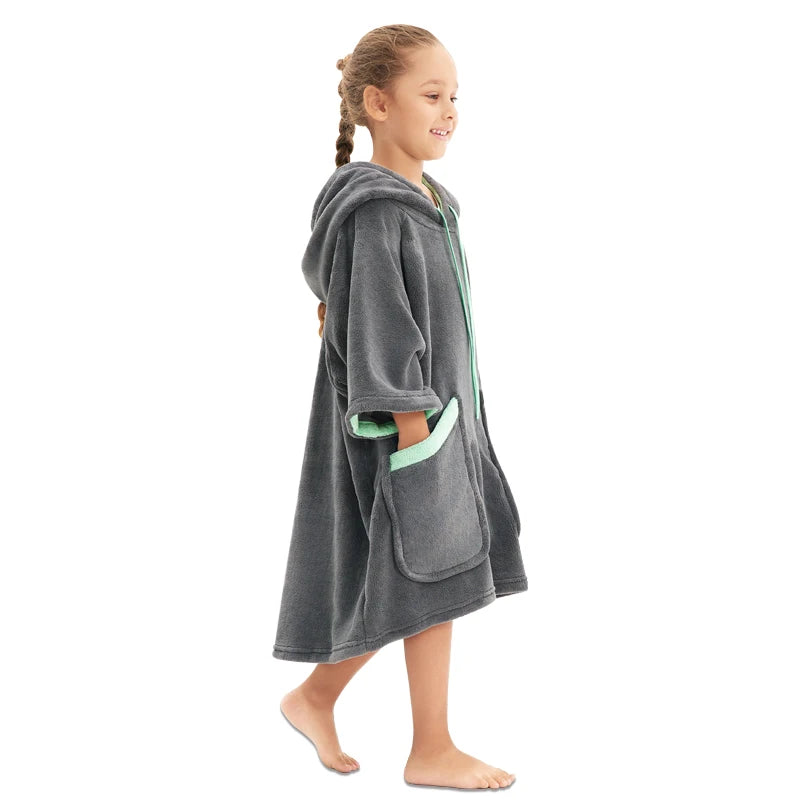 Kids Hooded Towel Toddler Boys Girls Bath Towels for Beach Swimming Pool Absorbent Wrap Poncho Robes for Children 2-12 Years
